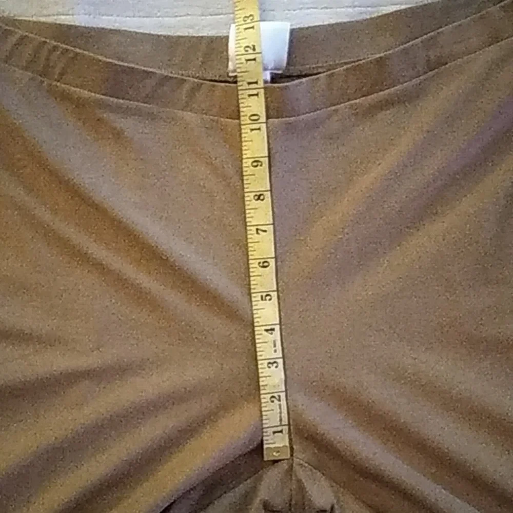 Marla Wynne layers camel crepe pants - Picture 6 of 8